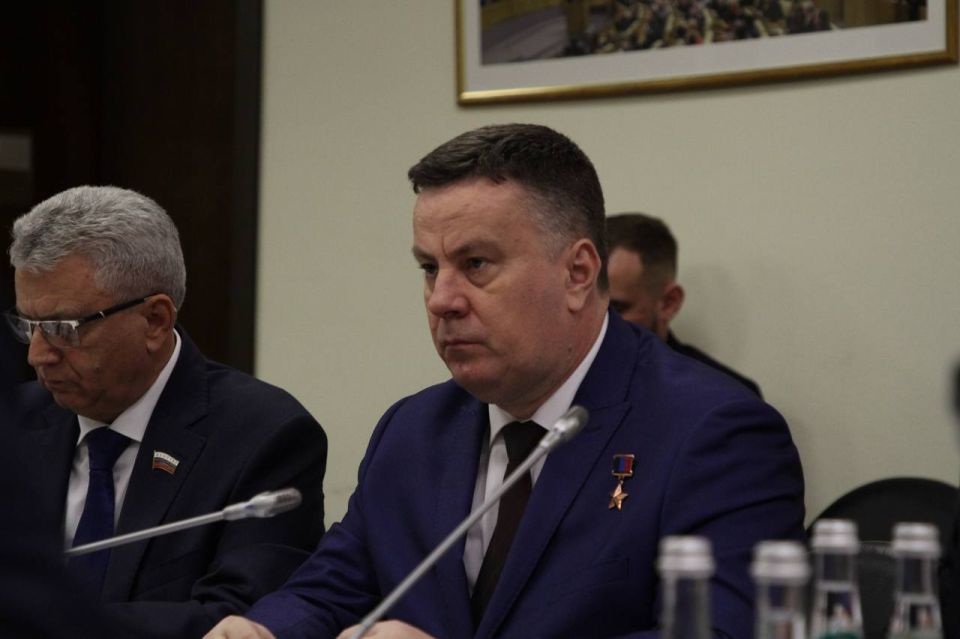 Константин Кузьмин: Принял участие в заседании Комиссии Совета законодателей России по интеграции новых субъектов РФ в правовую систему Российской Федерации Константин Кузьмин: Принял участие в заседании Комиссии Совета законодателей России по интеграции новых субъектов РФ в правовую систему Российской Федерации