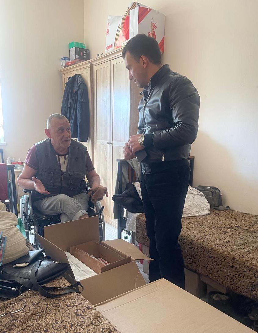 Денис Машков: По поручению Главы Донецкой Народной Республики Дениса Владимировича Пушилина, мною была организована и доставлена гуманитарная помощь для эвакуированных жителей в г.Волноваха