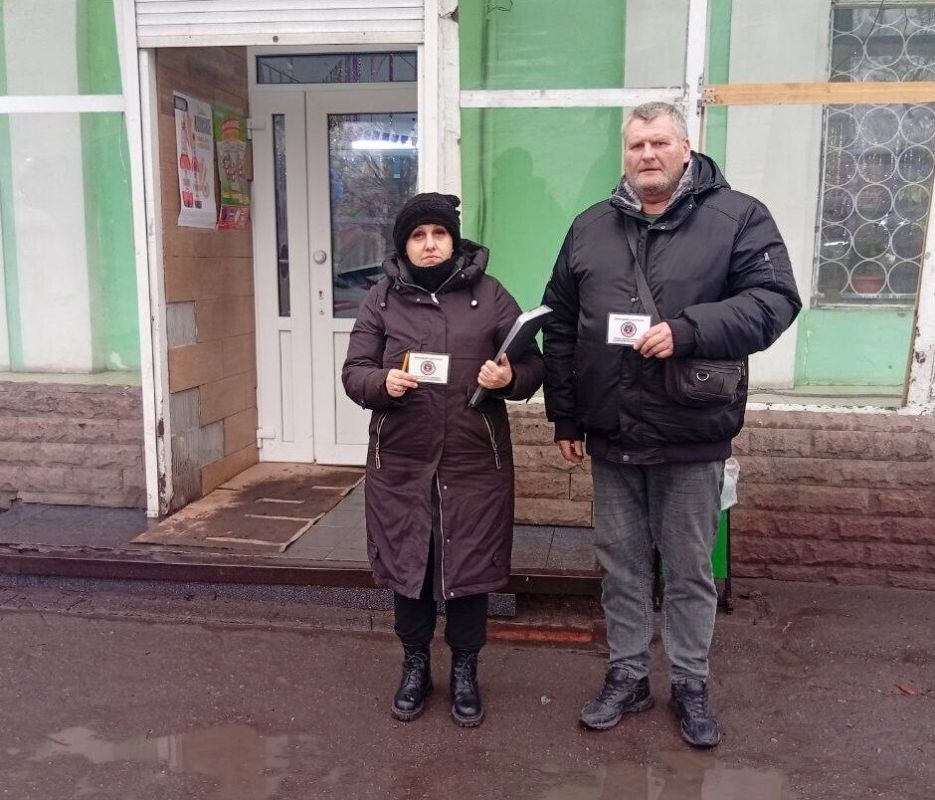 Наталья Бегуненко: В Петровском районе прошел плановый рейд Народного контроля по соблюдению правил торговли и санитарных норм Наталья Бегуненко: В Петровском районе прошел плановый рейд Народного контроля по соблюдению правил торговли и санитарных норм