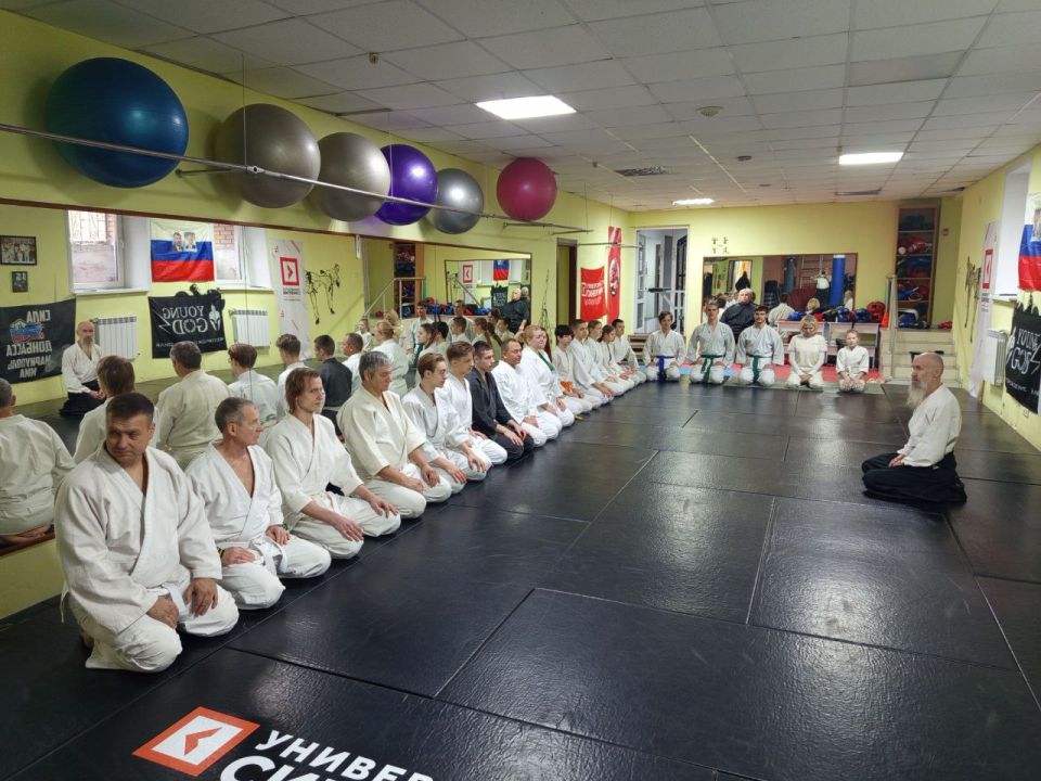 Сергей Желновач: В воскресенье, 14 декабря 2025 года в Мариуполе прошёл семинар Айкидо, приуроченный 142 годовщине рождения О-Сенсея Морихея Уэсибы - создателя боевого искусства Айкидо Сергей Желновач: В воскресенье, 14 декабря 2025 года в Мариуполе прошёл семинар Айкидо, приуроченный 142 годовщине рождения О-Сенсея Морихея Уэсибы - создателя боевого искусства Айкидо