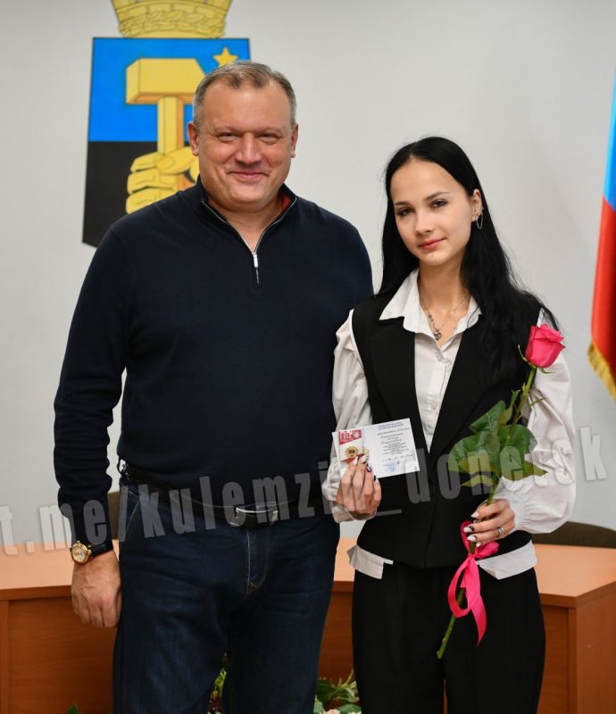 Алексей Кулемзин: Поздравил победителей Спартакиады и участников Всероссийского физкультурно-спортивного комплекса «Готов к труду и обороне» Алексей Кулемзин: Поздравил победителей Спартакиады и участников Всероссийского физкультурно-спортивного комплекса «Готов к труду и обороне»