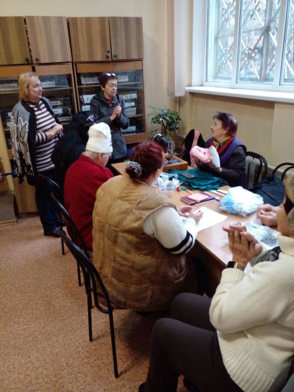 «Активное долголетие» в действии: кружок кройки и шитья как источник вдохновения и здоровья «Активное долголетие» в действии: кружок кройки и шитья как источник вдохновения и здоровья
