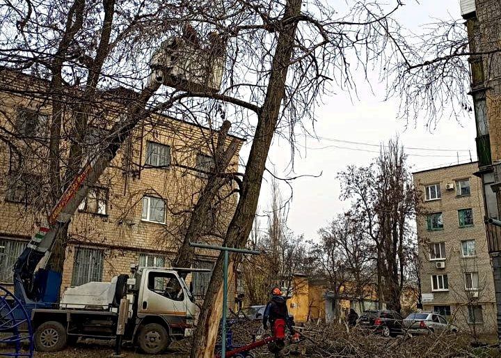 Иван Адамец: В Куйбышевском районе продолжаются плановые работы по благоустройству Иван Адамец: В Куйбышевском районе продолжаются плановые работы по благоустройству