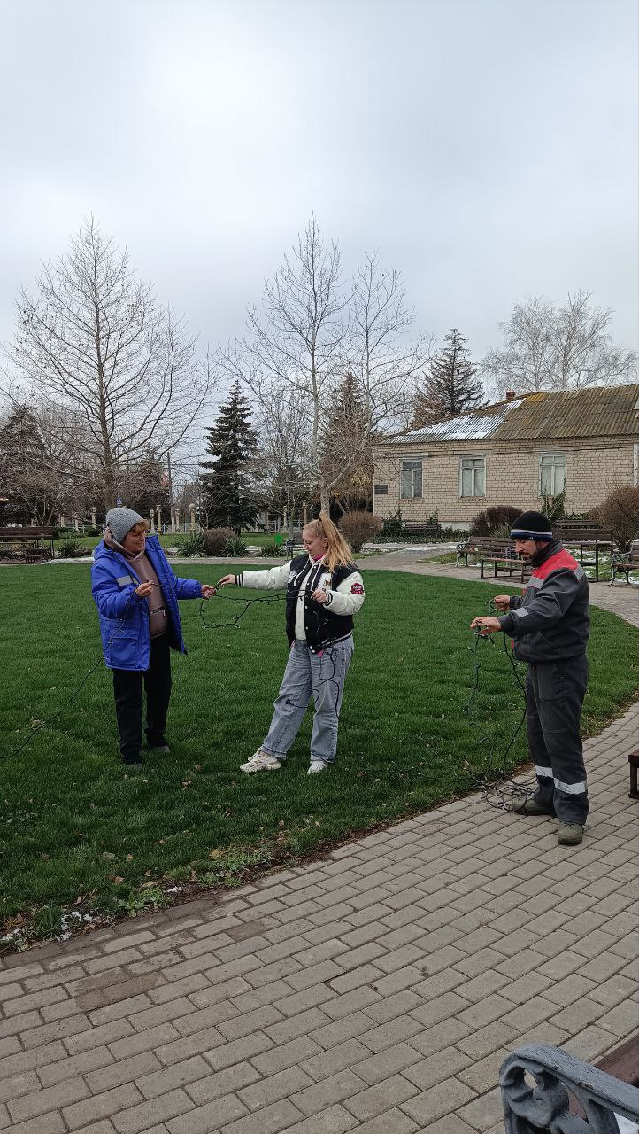 Скоро Новый Год!. В рамках реализации партийного проекта «Чистая страна», инициированного местным отделением Всероссийской политической партии «Единая Россия», в тесном взаимодействии с МУП «Вектор», 15 декабря 2025 года в... Скоро Новый Год!. В рамках реализации партийного проекта «Чистая страна», инициированного местным отделением Всероссийской политической партии «Единая Россия», в тесном взаимодействии с МУП «Вектор», 15 декабря 2025 года в...