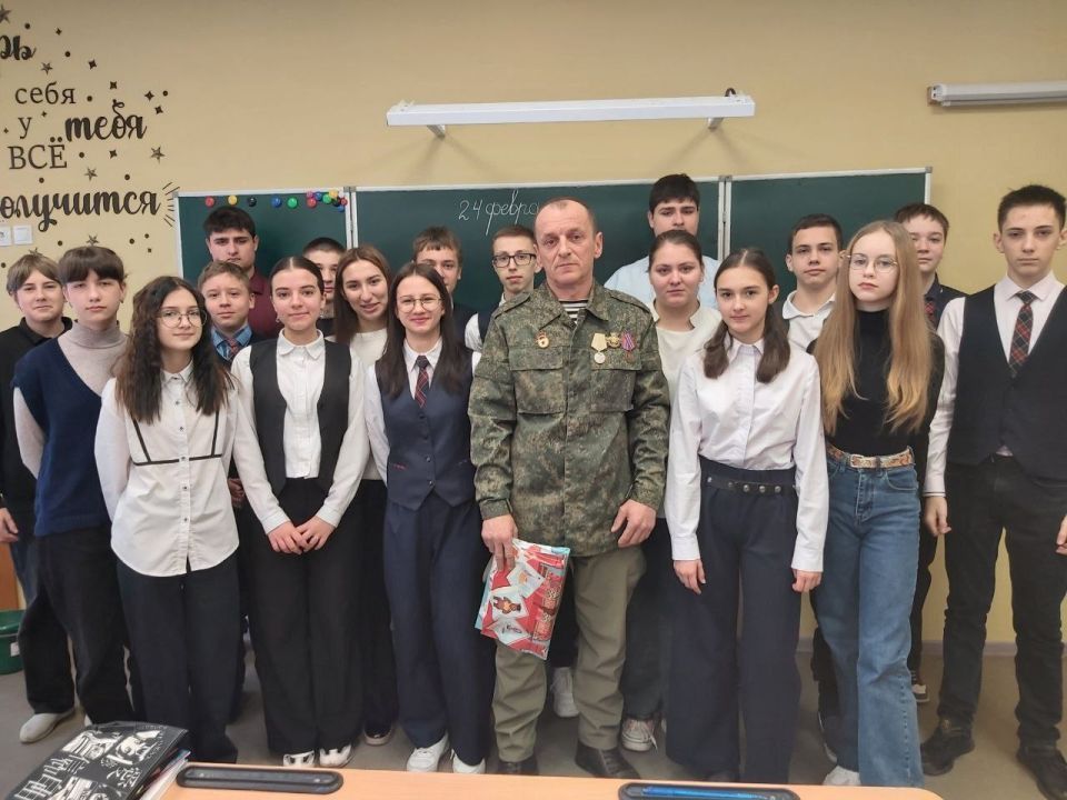 Александр Качанов: Докучаевск: Более 150 событий в Год защитника Отечества – дань памяти и символ единства Александр Качанов: Докучаевск: Более 150 событий в Год защитника Отечества – дань памяти и символ единства