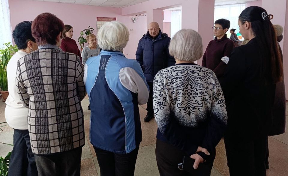 Наталья Бегуненко: По поручению Главы ДНР Дениса Пушилина в Петровском районе продолжаются встречи с населением Наталья Бегуненко: По поручению Главы ДНР Дениса Пушилина в Петровском районе продолжаются встречи с населением