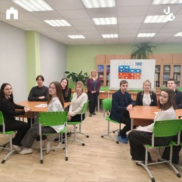 В Санкт-Петербурге прошла межгородская правовая игра «Я делаю свой выбор», объединившая старшеклассников двух городов