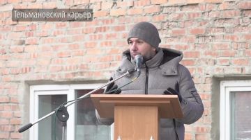 Александр Бондаренко: Вместе с Главой региона Денисом Владимировичем Пушилиным и министром транспорта РФ Андреем Никитиным в рамках его визита в Донецкую Народную Республику посетили ряд объектов дорожного восстановления и...