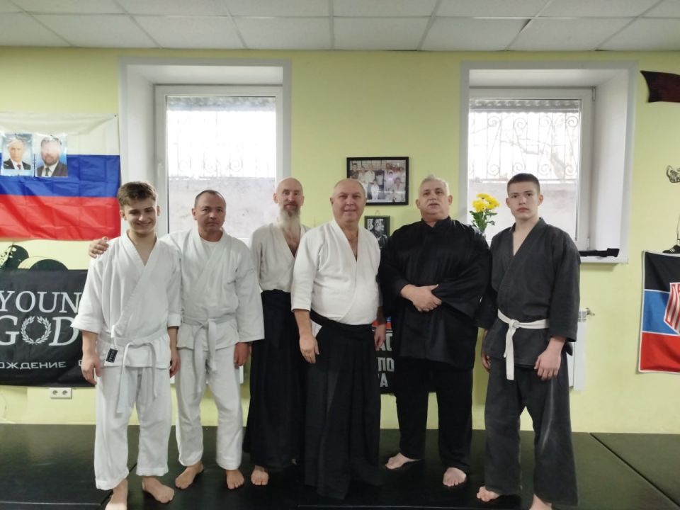 Сергей Желновач: В воскресенье, 14 декабря 2025 года в Мариуполе прошёл семинар Айкидо, приуроченный 142 годовщине рождения О-Сенсея Морихея Уэсибы - создателя боевого искусства Айкидо Сергей Желновач: В воскресенье, 14 декабря 2025 года в Мариуполе прошёл семинар Айкидо, приуроченный 142 годовщине рождения О-Сенсея Морихея Уэсибы - создателя боевого искусства Айкидо