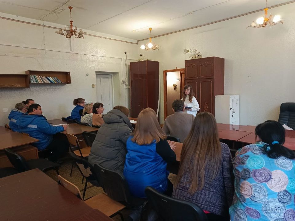 Иван Приходько: В Центрально-Городском районе Горловки прошла встреча с трудовым коллективом Иван Приходько: В Центрально-Городском районе Горловки прошла встреча с трудовым коллективом