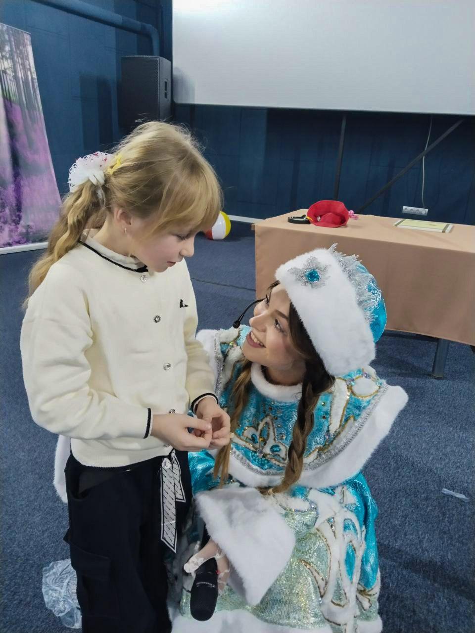 Коллектив Забайкальского государственного театра кукол «Тридевятое царство» прибыл с гастролями в Старобешевский округ Коллектив Забайкальского государственного театра кукол «Тридевятое царство» прибыл с гастролями в Старобешевский округ