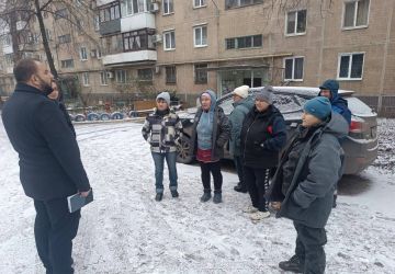Продолжаются сходы с жителями Ленинского района города Донецка