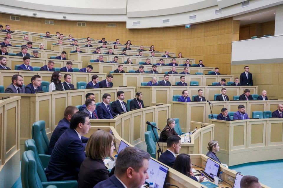 Владислав Подкова: В Москве состоялось заседание Палаты молодых законодателей при Совете Федерации Владислав Подкова: В Москве состоялось заседание Палаты молодых законодателей при Совете Федерации