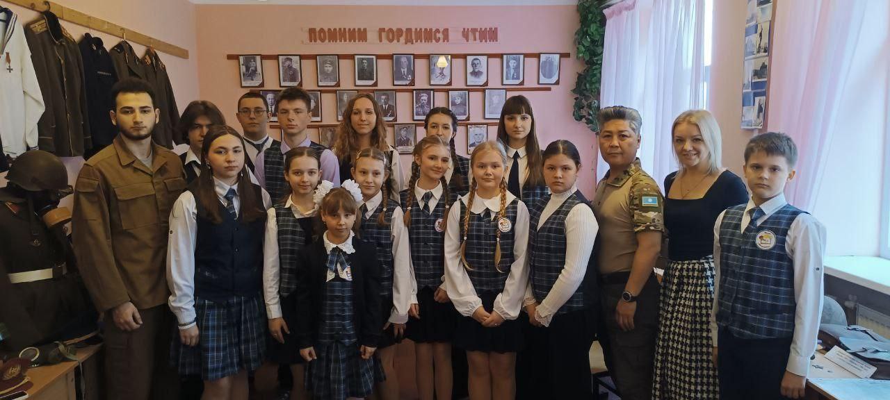 Александр Качанов: Докучаевск: Более 150 событий в Год защитника Отечества – дань памяти и символ единства Александр Качанов: Докучаевск: Более 150 событий в Год защитника Отечества – дань памяти и символ единства