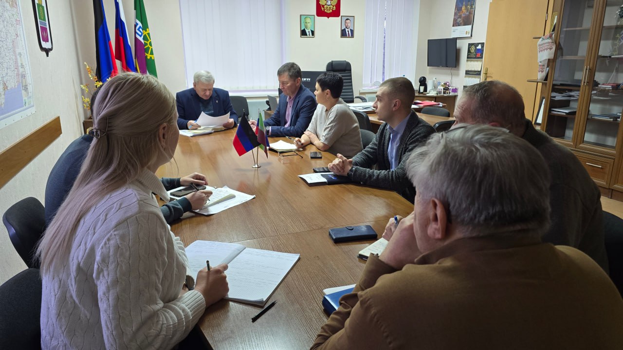 Николай Михайлов: Провел оперативное совещание по текущим вопросам Николай Михайлов: Провел оперативное совещание по текущим вопросам