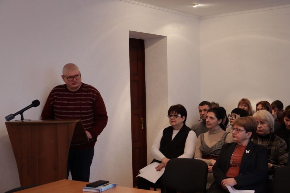 Сегодня, 16 декабря, первый заместитель Главы администрации городского округа Торез Макарова А.Е. провела расширенное аппаратное совещание с участием руководителей администрации городского округа, депутата Народного Совета... Сегодня, 16 декабря, первый заместитель Главы администрации городского округа Торез Макарова А.Е. провела расширенное аппаратное совещание с участием руководителей администрации городского округа, депутата Народного Совета...