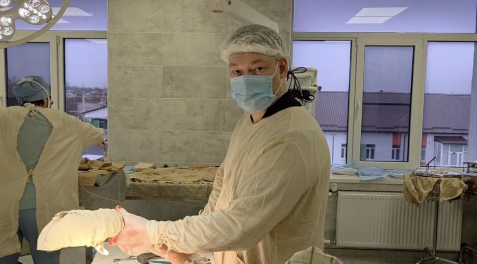 Травматолог из Салехарда (ЯНАО) подвел итоги двухмесячной работы в Волновахе Травматолог из Салехарда (ЯНАО) подвел итоги двухмесячной работы в Волновахе