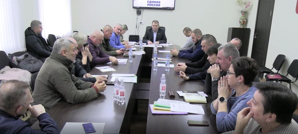 15 декабря 2025 года в городе Волноваха было проведено 61-е очередное заседание депутатов Волновахского муниципального совета Донецкой Народной Республики