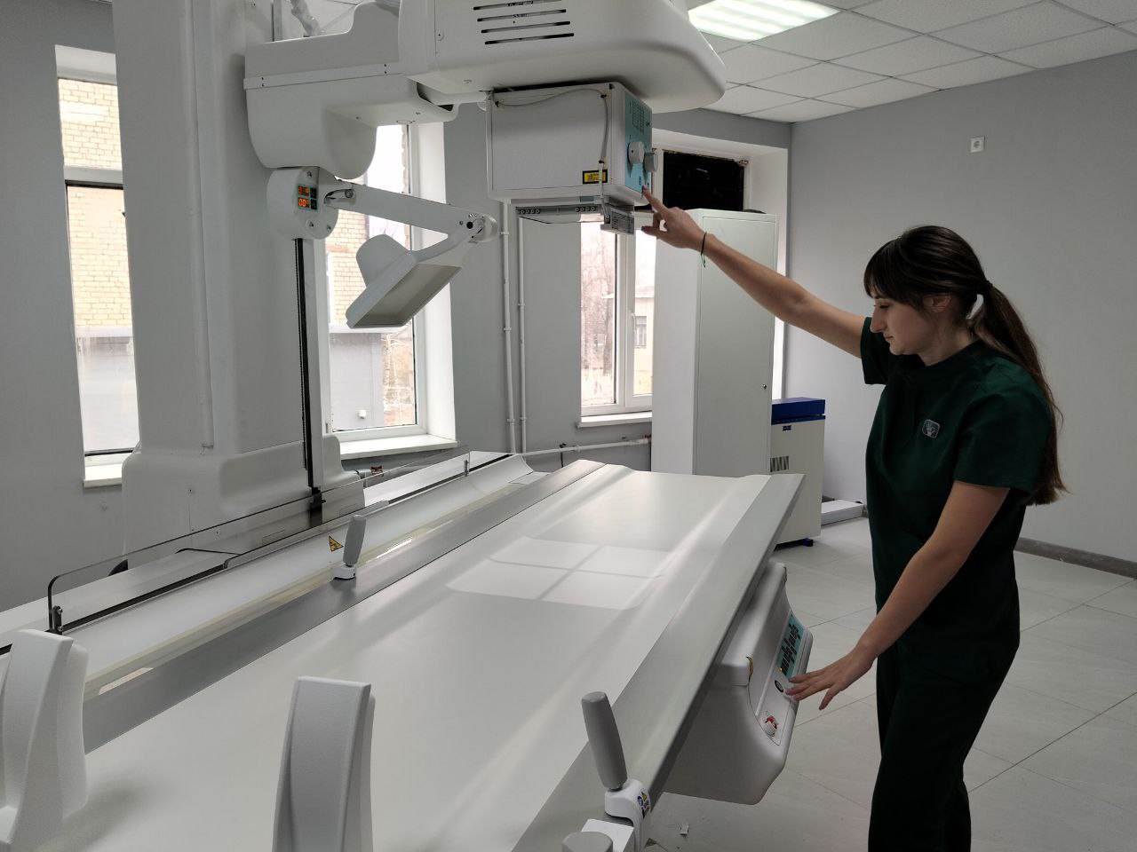 Сергей Ермаков: В Снежном заработал новый цифровой рентген Сергей Ермаков: В Снежном заработал новый цифровой рентген