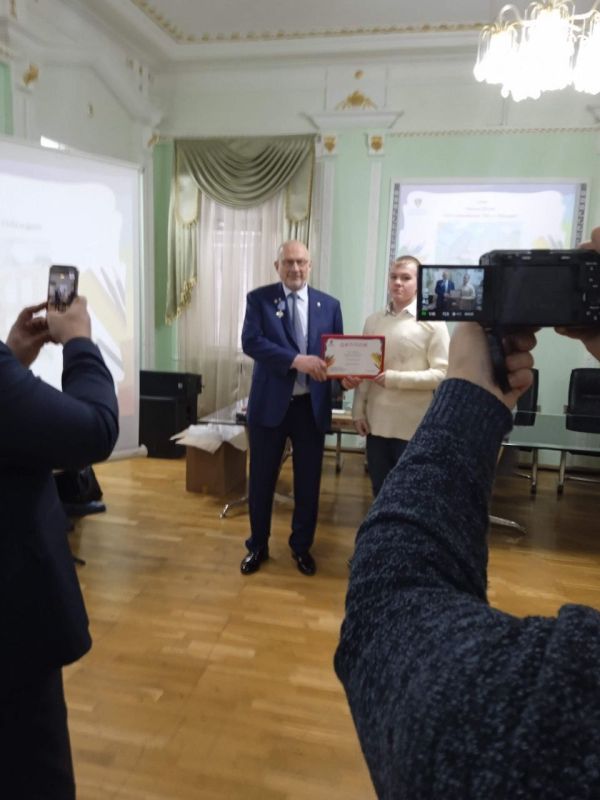 Подведены итоги конкурса детского рисунка «Охранник нашей школы» Подведены итоги конкурса детского рисунка «Охранник нашей школы»