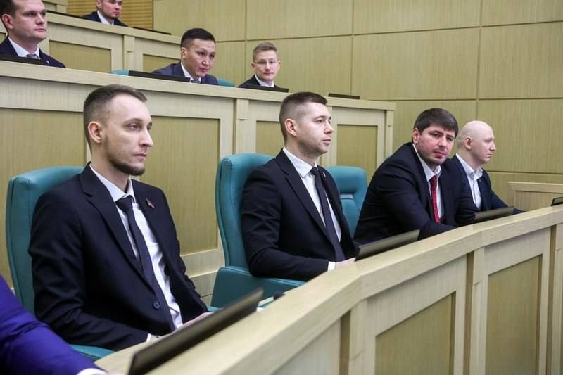 Пленарное заседание Палаты молодых законодателей при Совете Федерации для молодых парламентариев со всей страны — это не просто статусная встреча, а точка входа для формирования реальных решений Пленарное заседание Палаты молодых законодателей при Совете Федерации для молодых парламентариев со всей страны — это не просто статусная встреча, а точка входа для формирования реальных решений