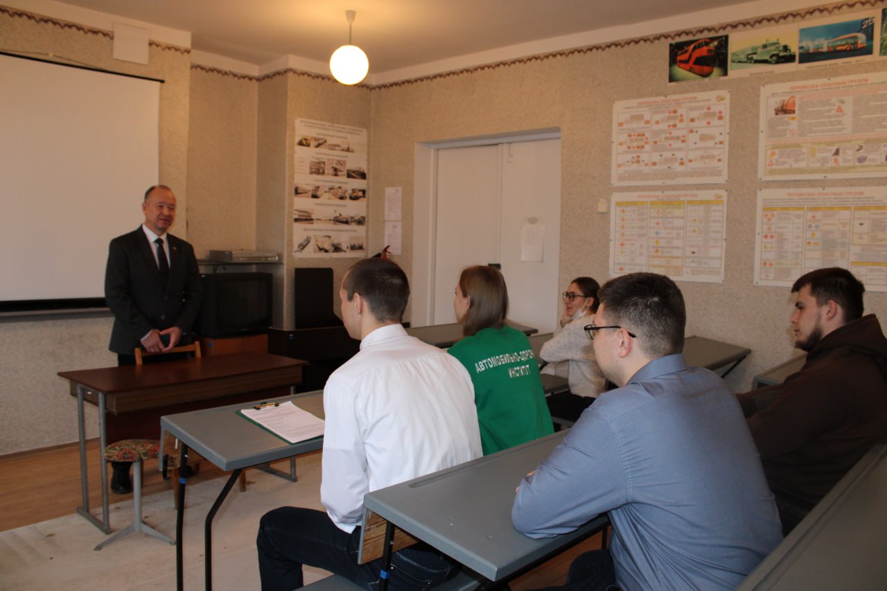 Иван Приходько: Состоялась встреча руководства администрации городского округа Горловка с жителями Иван Приходько: Состоялась встреча руководства администрации городского округа Горловка с жителями