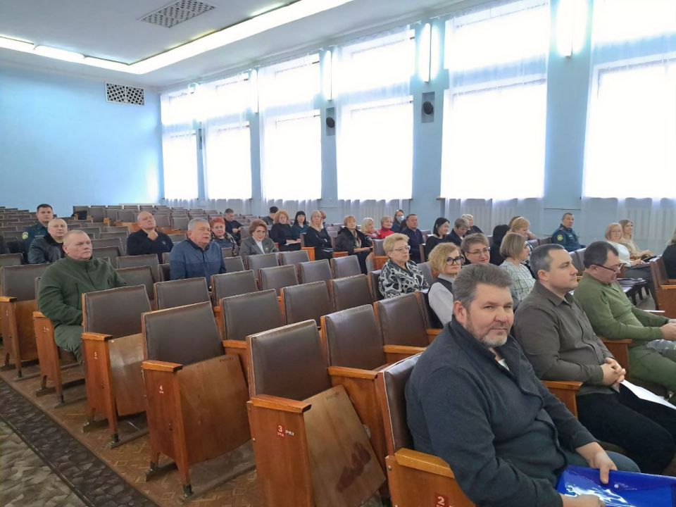 Александр Шатов: В администрации Шахтерского округа прошло аппаратное совещание Александр Шатов: В администрации Шахтерского округа прошло аппаратное совещание