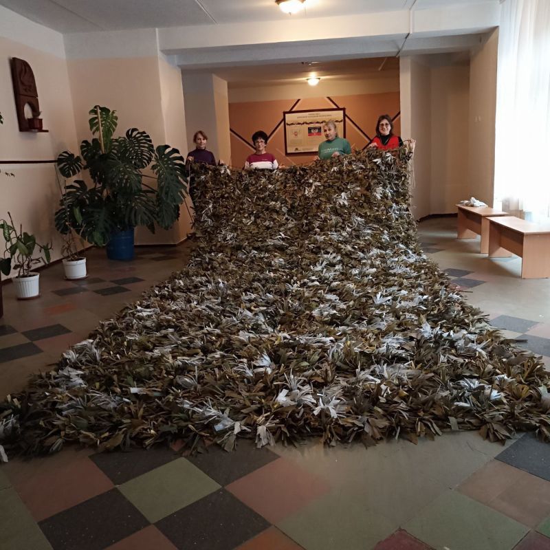 Горловчанки с любовью Zащитникам! Горловчанки с любовью Zащитникам!