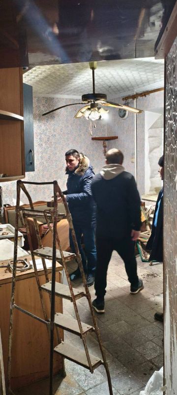 Борис Трима: Специалисты филиала «Роскадастра» по ДНР совместно с представителями администрации Мангушского округа осуществляют выезды по адресам для обследования жилых помещений, повреждённых в результате боевых действий Борис Трима: Специалисты филиала «Роскадастра» по ДНР совместно с представителями администрации Мангушского округа осуществляют выезды по адресам для обследования жилых помещений, повреждённых в результате боевых действий