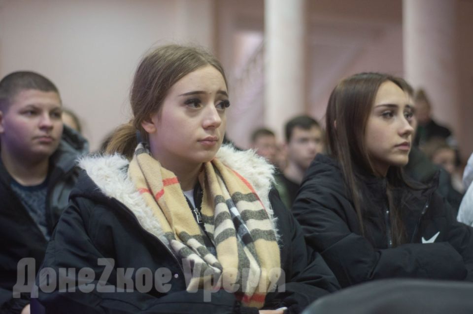 ������� ������� �������� ����������� � �������: � ������� ������ �������� ������ ���� ����� �������