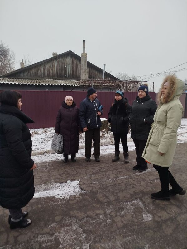 17 декабря Римма Ермакова, член Общественного совета провела встречу с населением по адресу: ул.Волынская 17 декабря Римма Ермакова, член Общественного совета провела встречу с населением по адресу: ул.Волынская