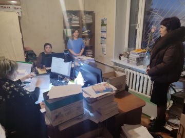 18 декабря Председатель Общественного совета, Елена Серебрянская провела встречу с трудовым коллективом Отдела культуры администрации городского округа Торез