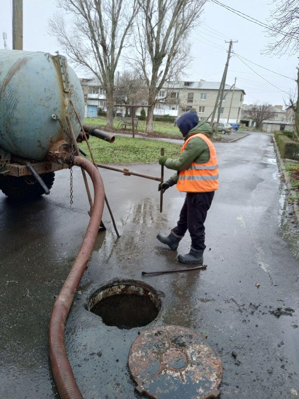 Николай Михайлов: Ремонтная бригада Бурятии устранила 11 аварий на коммунальных сетях Старобешево Николай Михайлов: Ремонтная бригада Бурятии устранила 11 аварий на коммунальных сетях Старобешево