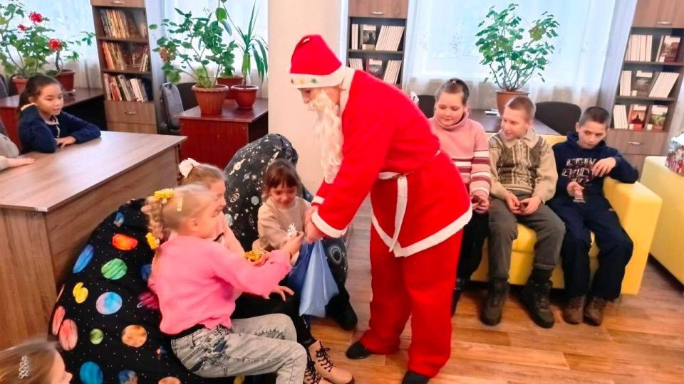 С приходом зимы начинается цикл зимних праздников С приходом зимы начинается цикл зимних праздников