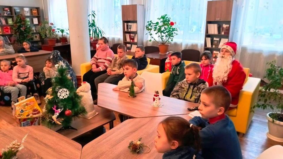 С приходом зимы начинается цикл зимних праздников С приходом зимы начинается цикл зимних праздников