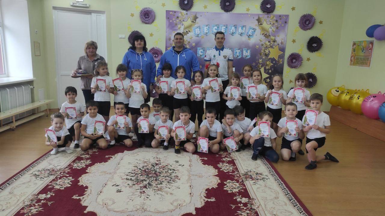 «Здравствуй, Зимушка-зима!»: партпроект «Детский спорт» подарил праздник малышам Мангушского округа «Здравствуй, Зимушка-зима!»: партпроект «Детский спорт» подарил праздник малышам Мангушского округа