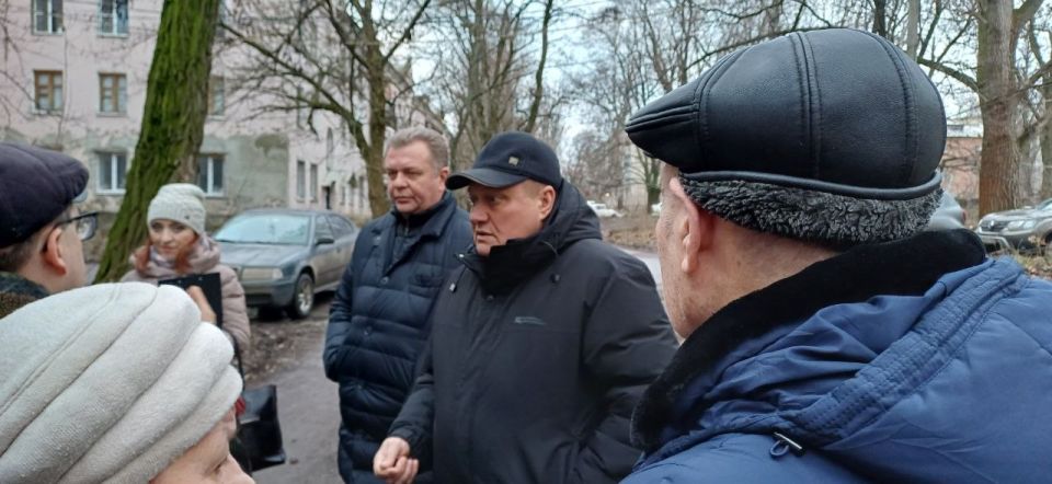 Валентин Левченко: Каждый очередной запуск отопления в доме, находящемся в бывшей «красной зоне», — большое достижение коммунального хозяйства Киевского района Валентин Левченко: Каждый очередной запуск отопления в доме, находящемся в бывшей «красной зоне», — большое достижение коммунального хозяйства Киевского района