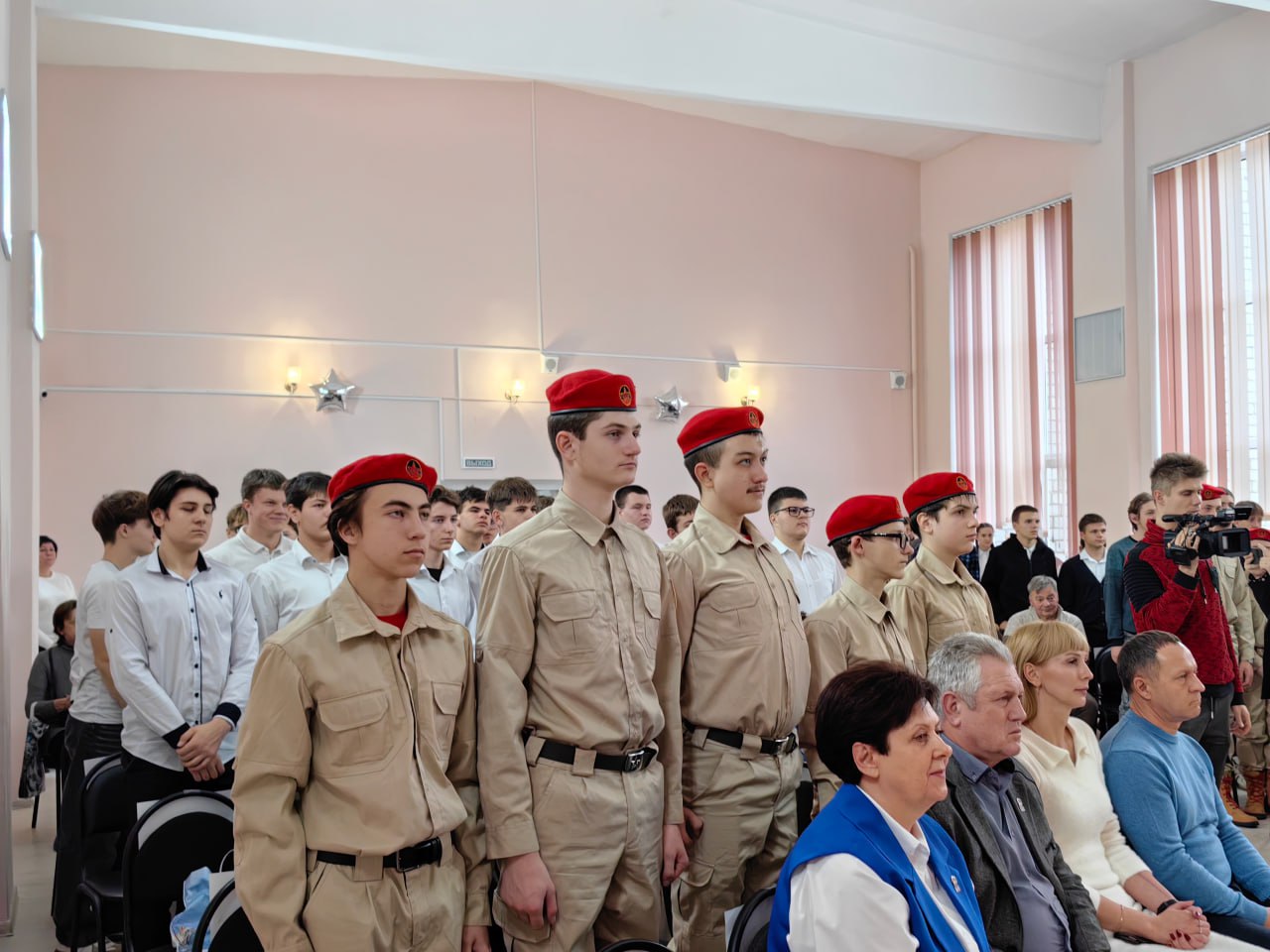 Александр Пеняев: Сегодня подвели итоги Года защитника Отечества, который был объявлен в начале юбилейного 2025 года президентом России Владимиром Путиным Александр Пеняев: Сегодня подвели итоги Года защитника Отечества, который был объявлен в начале юбилейного 2025 года президентом России Владимиром Путиным