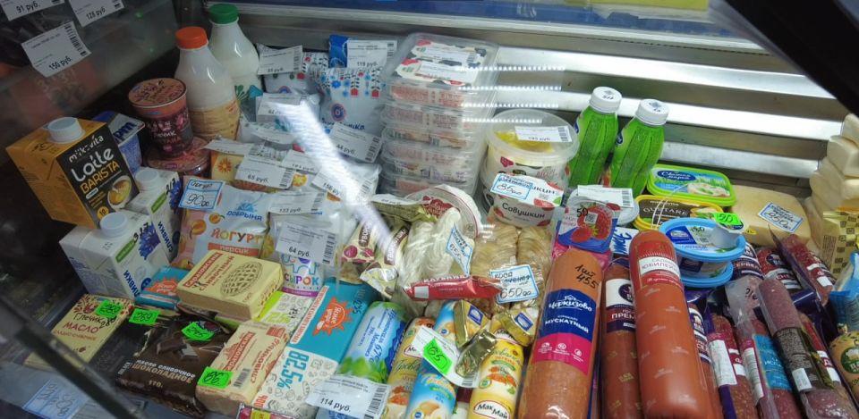 Иван Приходько: Активисты Народного контроля осуществили проверку ряда магазинов в Калининском районе Горловки Иван Приходько: Активисты Народного контроля осуществили проверку ряда магазинов в Калининском районе Горловки
