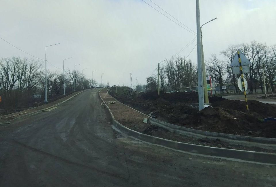 Константин Зинченко: В городе Волноваха активно продолжается восстановление путепровода по переулку Матросова Константин Зинченко: В городе Волноваха активно продолжается восстановление путепровода по переулку Матросова