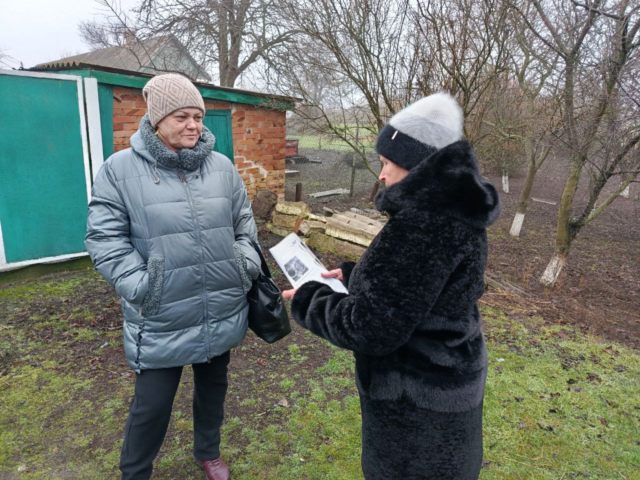 Врио начальника Новокатериновского территориального отдела Администрации Старобешевского муниципального округа Светлана Рябцева провела встречу с гражданами села Новокатериновка, улица Северная Врио начальника Новокатериновского территориального отдела Администрации Старобешевского муниципального округа Светлана Рябцева провела встречу с гражданами села Новокатериновка, улица Северная