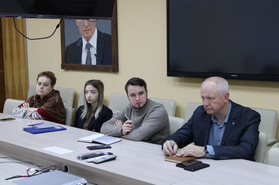 Иван Приходько: В Горловке продолжает свою работу Штаб по вопросам здравоохранения Иван Приходько: В Горловке продолжает свою работу Штаб по вопросам здравоохранения