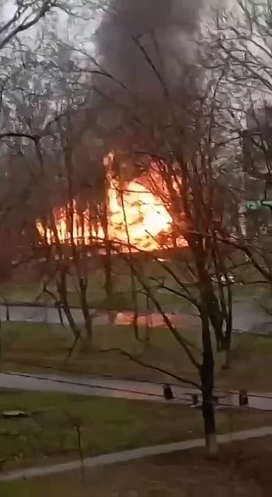 В Дружковке российский FPV-дрон поразил местную АЗС на которой ранее заправлялись ВСУшники