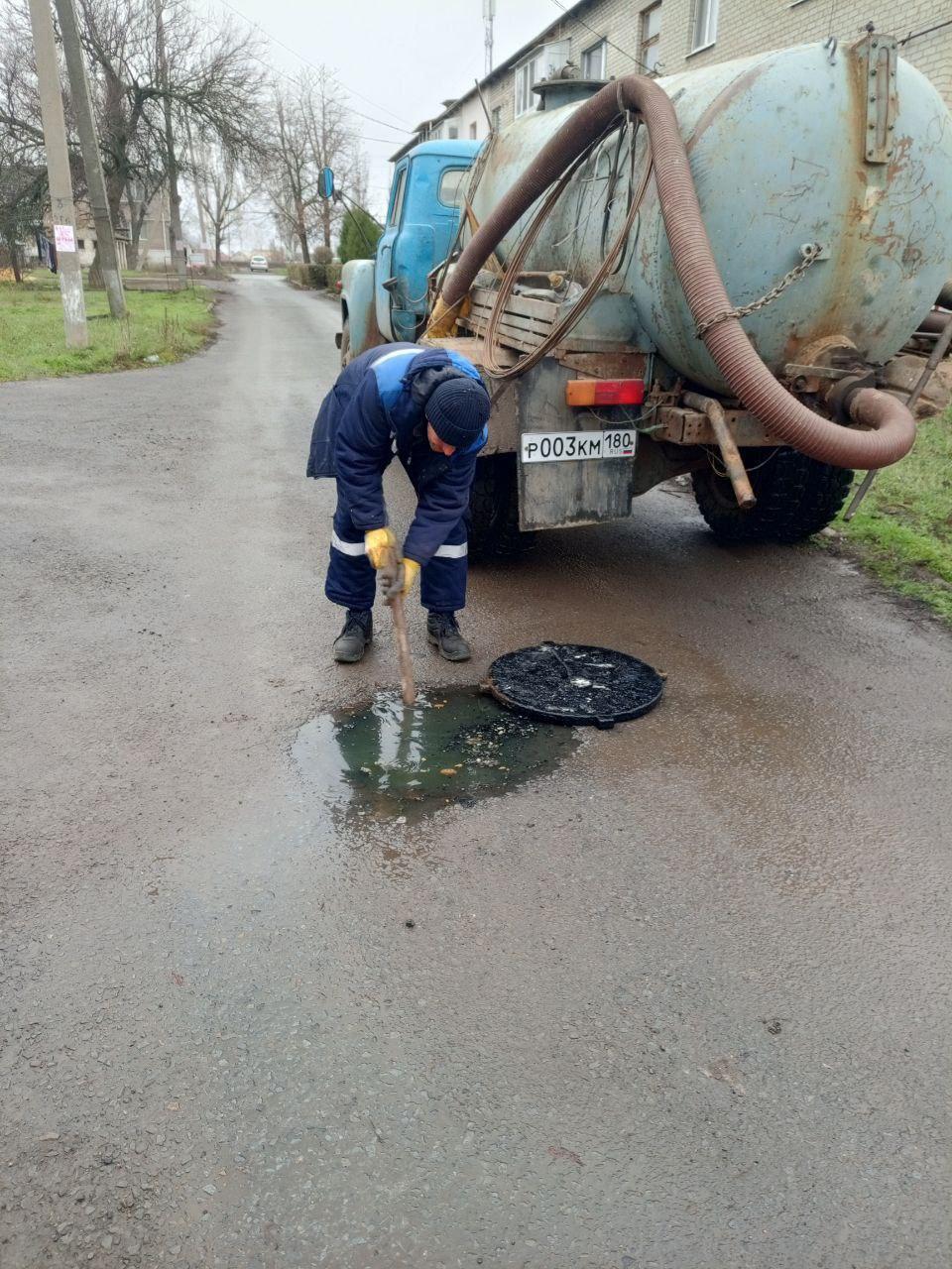 Николай Михайлов: Ремонтная бригада Бурятии устранила 11 аварий на коммунальных сетях Старобешево Николай Михайлов: Ремонтная бригада Бурятии устранила 11 аварий на коммунальных сетях Старобешево