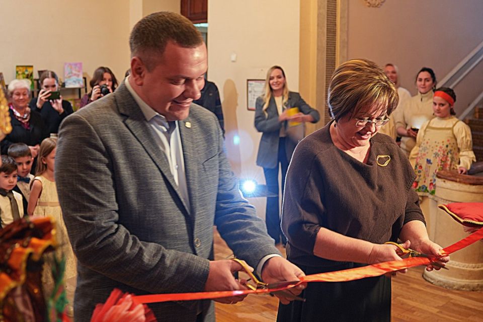 Олег Трофимов: В преддверии новогодних праздников вновь ожили сказки Олег Трофимов: В преддверии новогодних праздников вновь ожили сказки