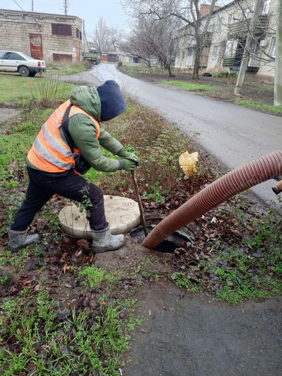 Николай Михайлов: Ремонтная бригада Бурятии устранила 11 аварий на коммунальных сетях Старобешево Николай Михайлов: Ремонтная бригада Бурятии устранила 11 аварий на коммунальных сетях Старобешево