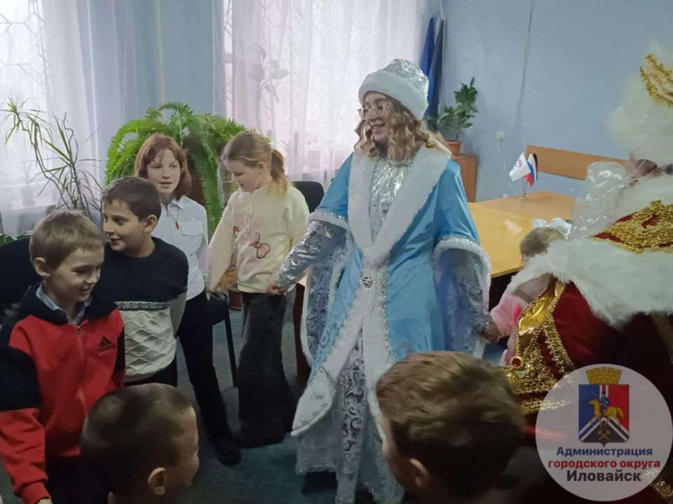 Денис Зубов: Новогоднее чудо. Для детей, состоящих на учёте в отделе опеки и попечительства, сотрудники администрации при поддержке наших друзей исполнили мечты! Выражаем благодарность генеральному директору ООО «Ходынский... Денис Зубов: Новогоднее чудо. Для детей, состоящих на учёте в отделе опеки и попечительства, сотрудники администрации при поддержке наших друзей исполнили мечты! Выражаем благодарность генеральному директору ООО «Ходынский...