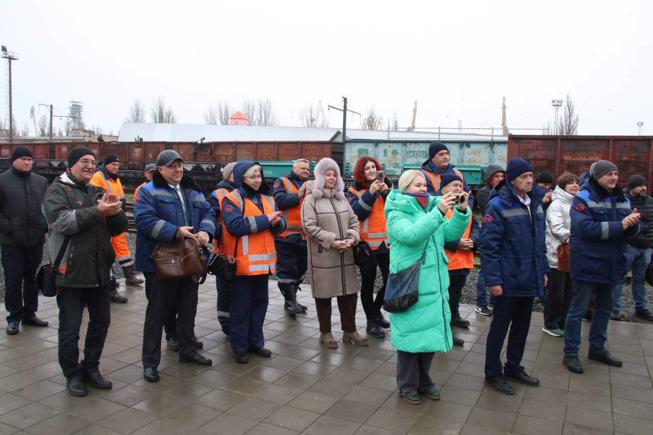 В Мариуполе открыли после реконструкции пункт техобслуживания грузовых вагонов, разрушенный в ходе боевых действий В Мариуполе открыли после реконструкции пункт техобслуживания грузовых вагонов, разрушенный в ходе боевых действий
