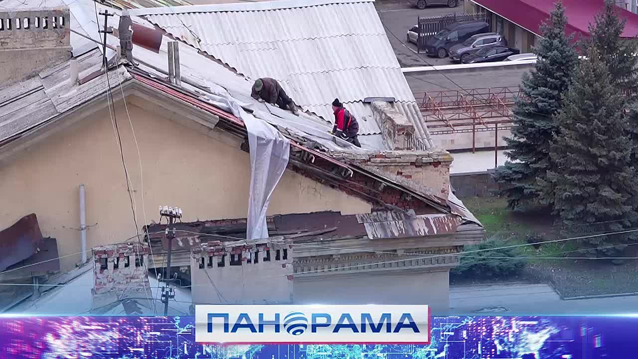 Вода затекает в квартиру через люстру! Как Народный Фронт помог дончанке?