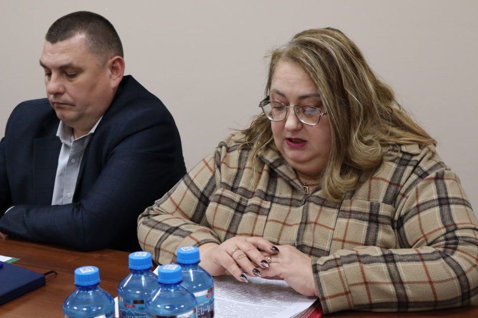 Валентина Харлашка: 19 декабря провела 62 внеочередное заседание Макеевского городского совета Донецкой Народной Республики Валентина Харлашка: 19 декабря провела 62 внеочередное заседание Макеевского городского совета Донецкой Народной Республики